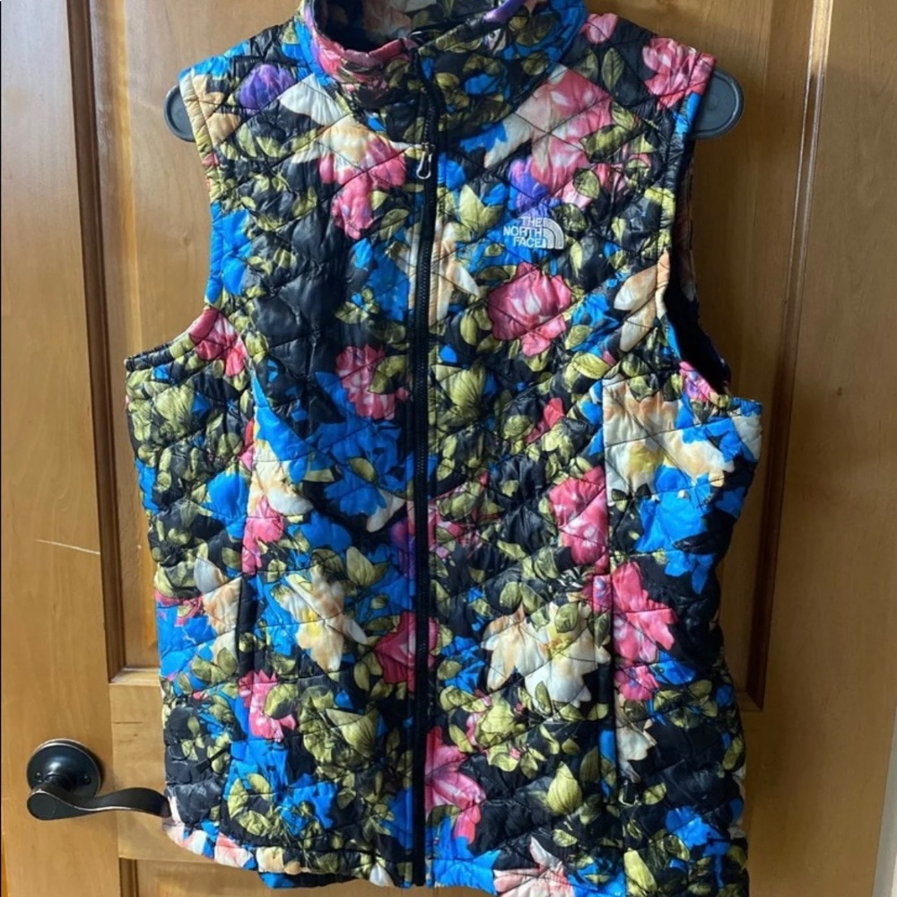 North face vest